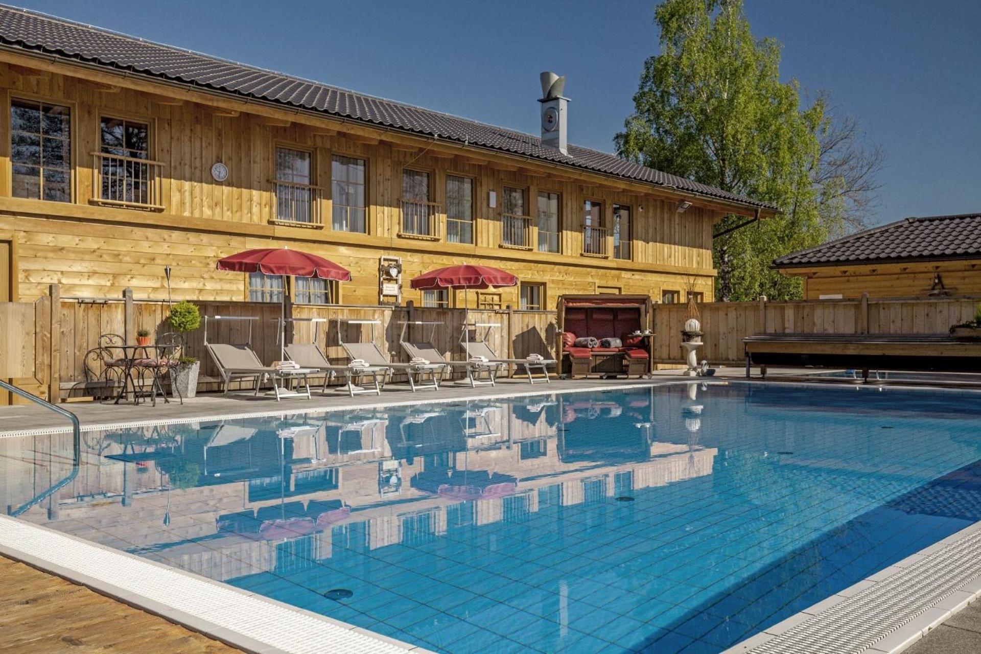 Chalet Bayern Bei Salzburg Und Berchtesgaden Mit Whirlpool Und Sauna Ainring