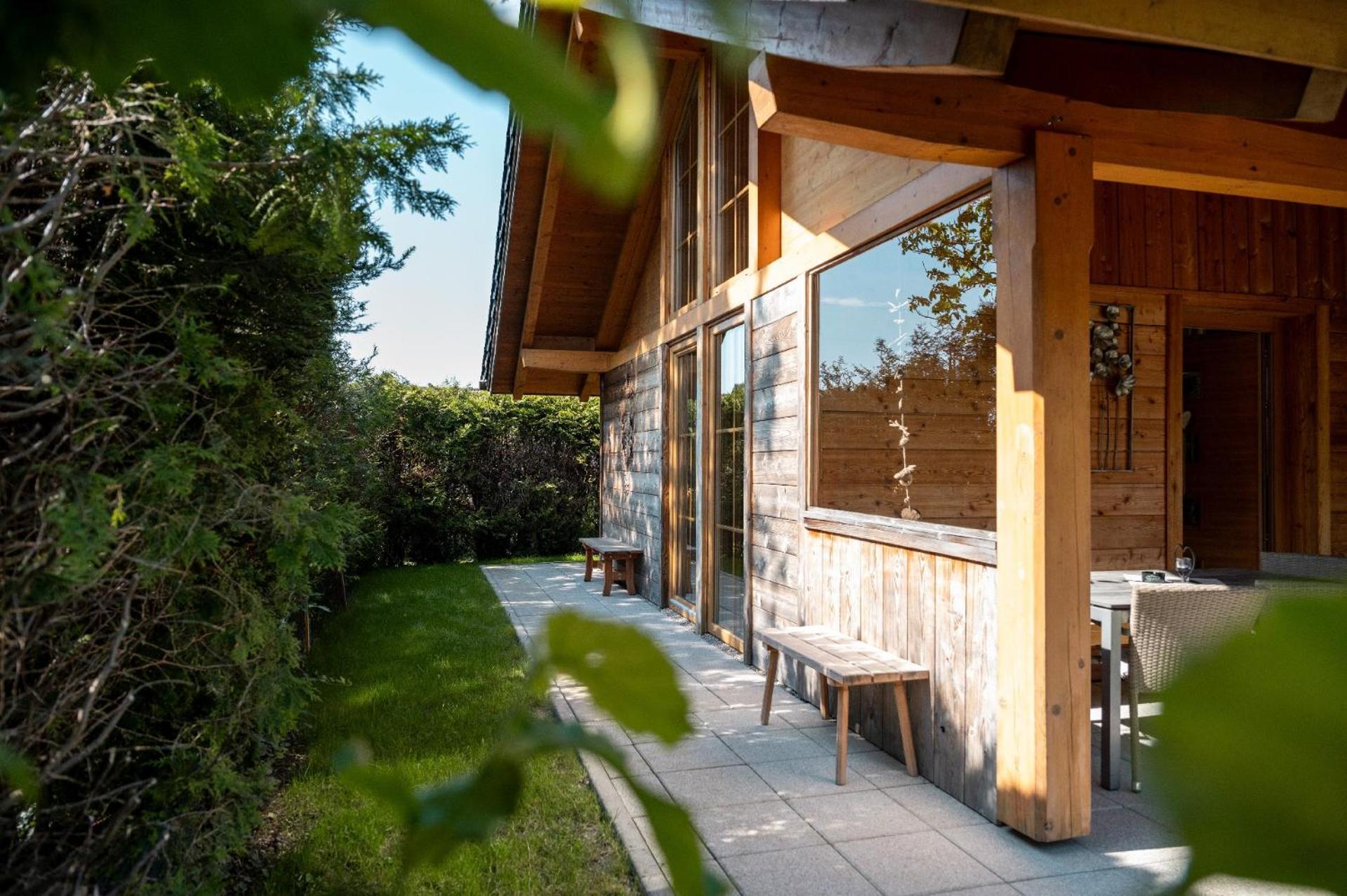 Bayern Bei Salzburg Und Berchtesgaden Mit Whirlpool Und Sauna Chalet *
